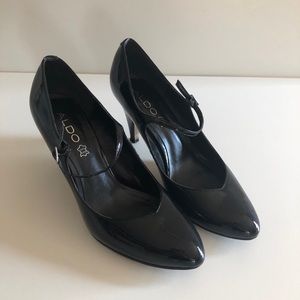 Aldo black shinny dress shoes